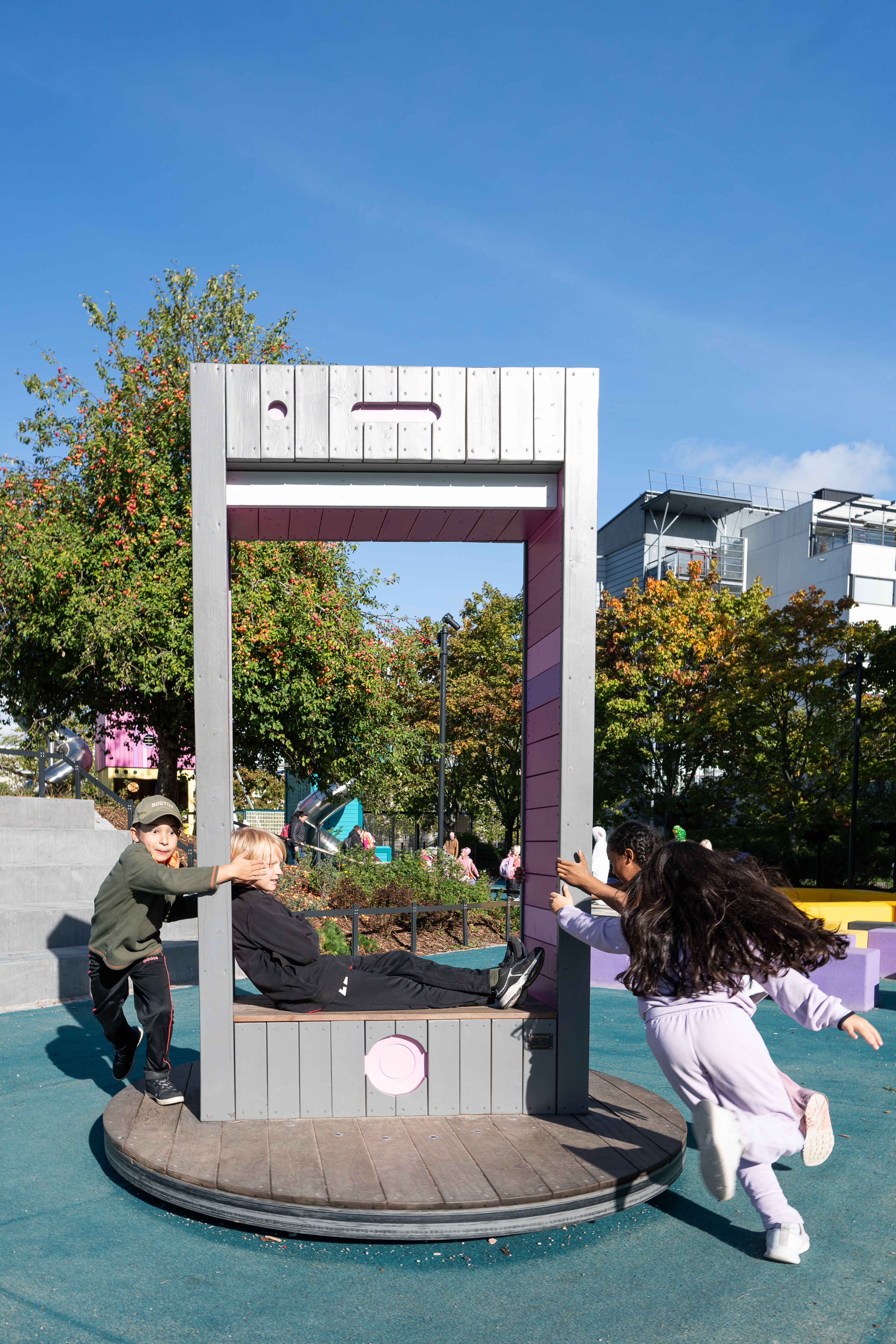 Children at Ruoholahti Computer Playground