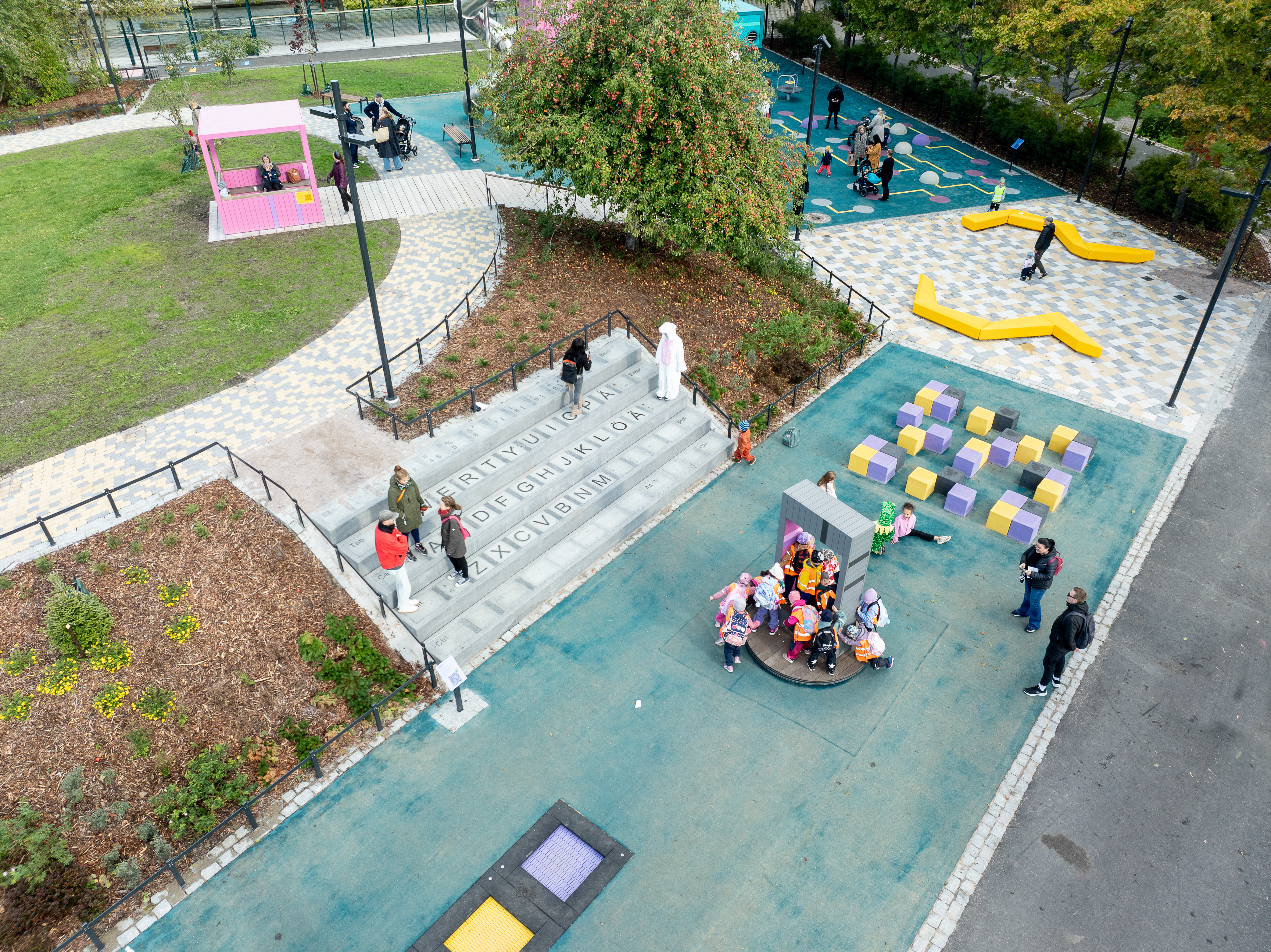 Children playing at Ruoholahti Playground
